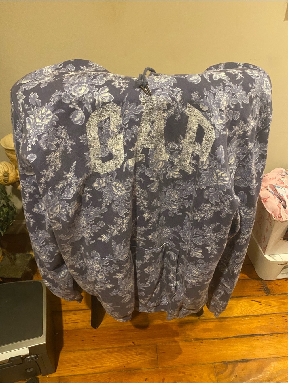 Gap Loveshackfancy Logo Hoodie Blue Floral Toile XXXL Tall VGC - Picture 6 of 8